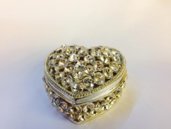 Metal diamond jewelry box